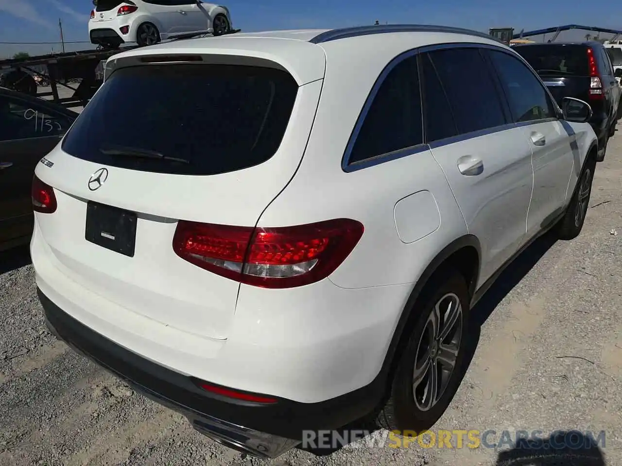 4 Photograph of a damaged car WDC0G4JB5KF594498 MERCEDES-BENZ GLC-CLASS 2019