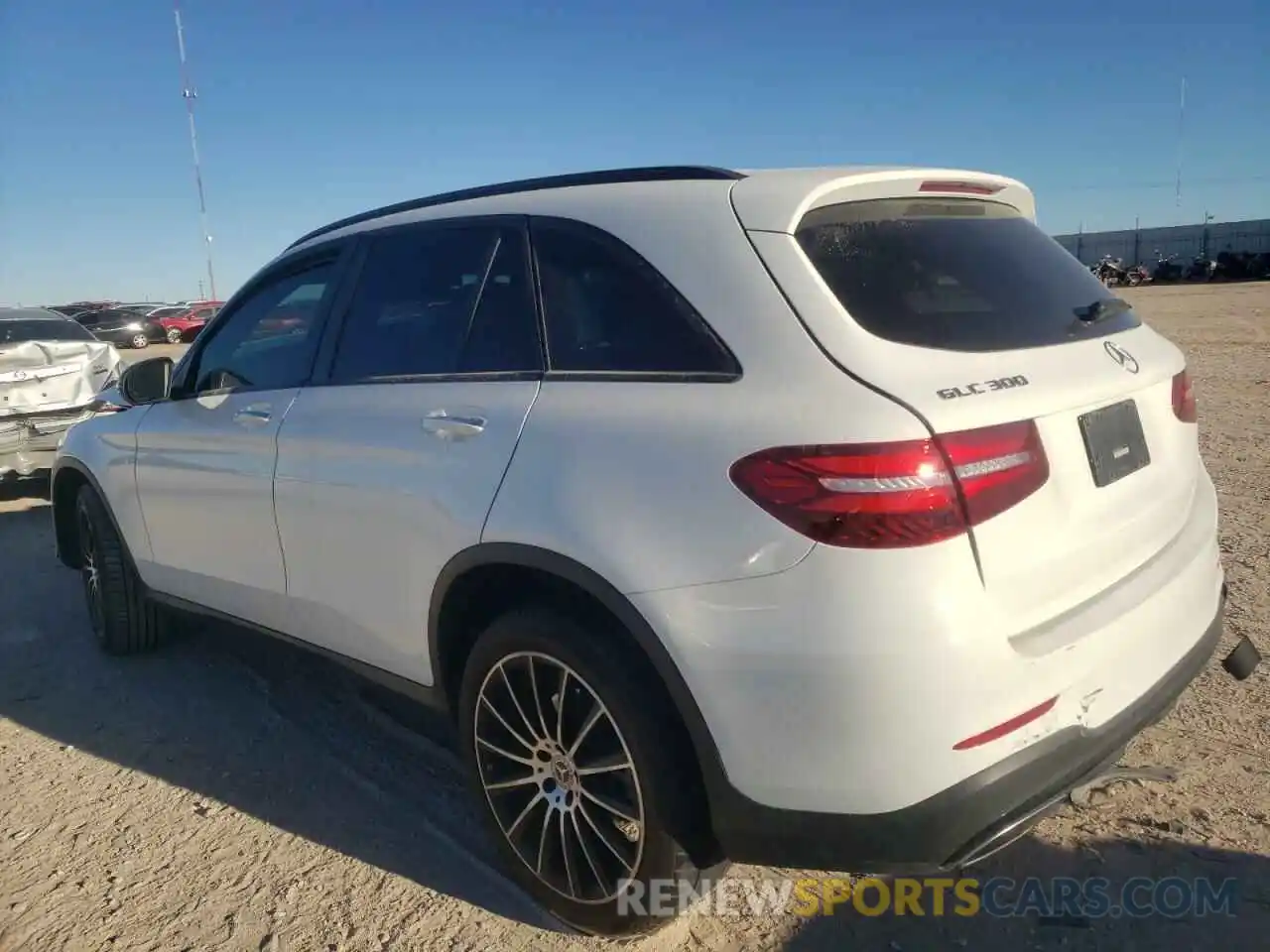 3 Photograph of a damaged car WDC0G4JB5KF608433 MERCEDES-BENZ GLC-CLASS 2019