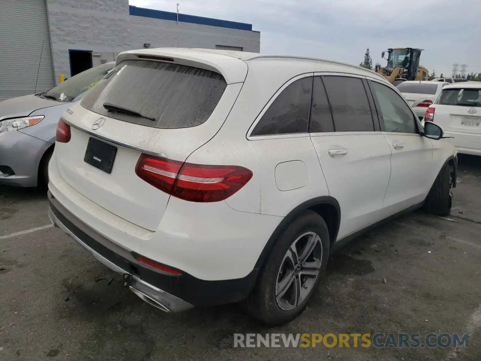 4 Фотография поврежденного автомобиля WDC0G4JB5KF613082 MERCEDES-BENZ GLC-CLASS 2019