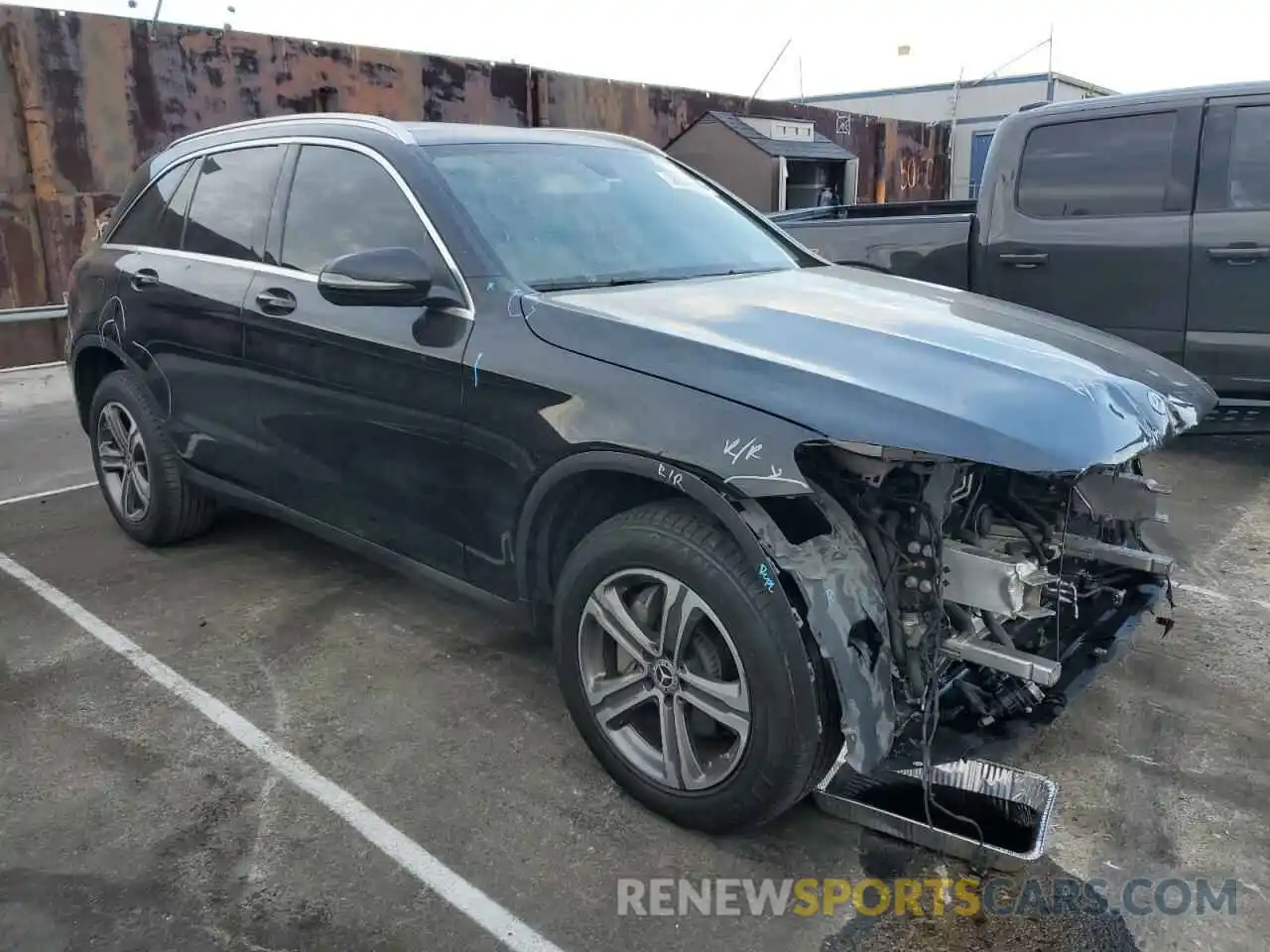 4 Фотография поврежденного автомобиля WDC0G4JB5KV141102 MERCEDES-BENZ GLC-CLASS 2019