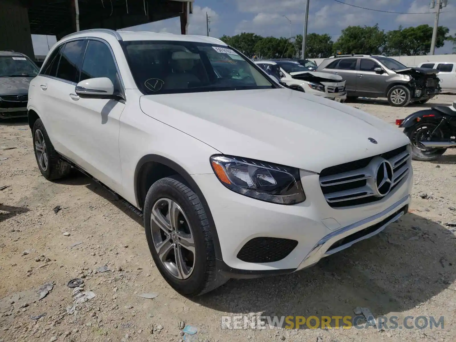 1 Photograph of a damaged car WDC0G4JB5KV155372 MERCEDES-BENZ GLC-CLASS 2019