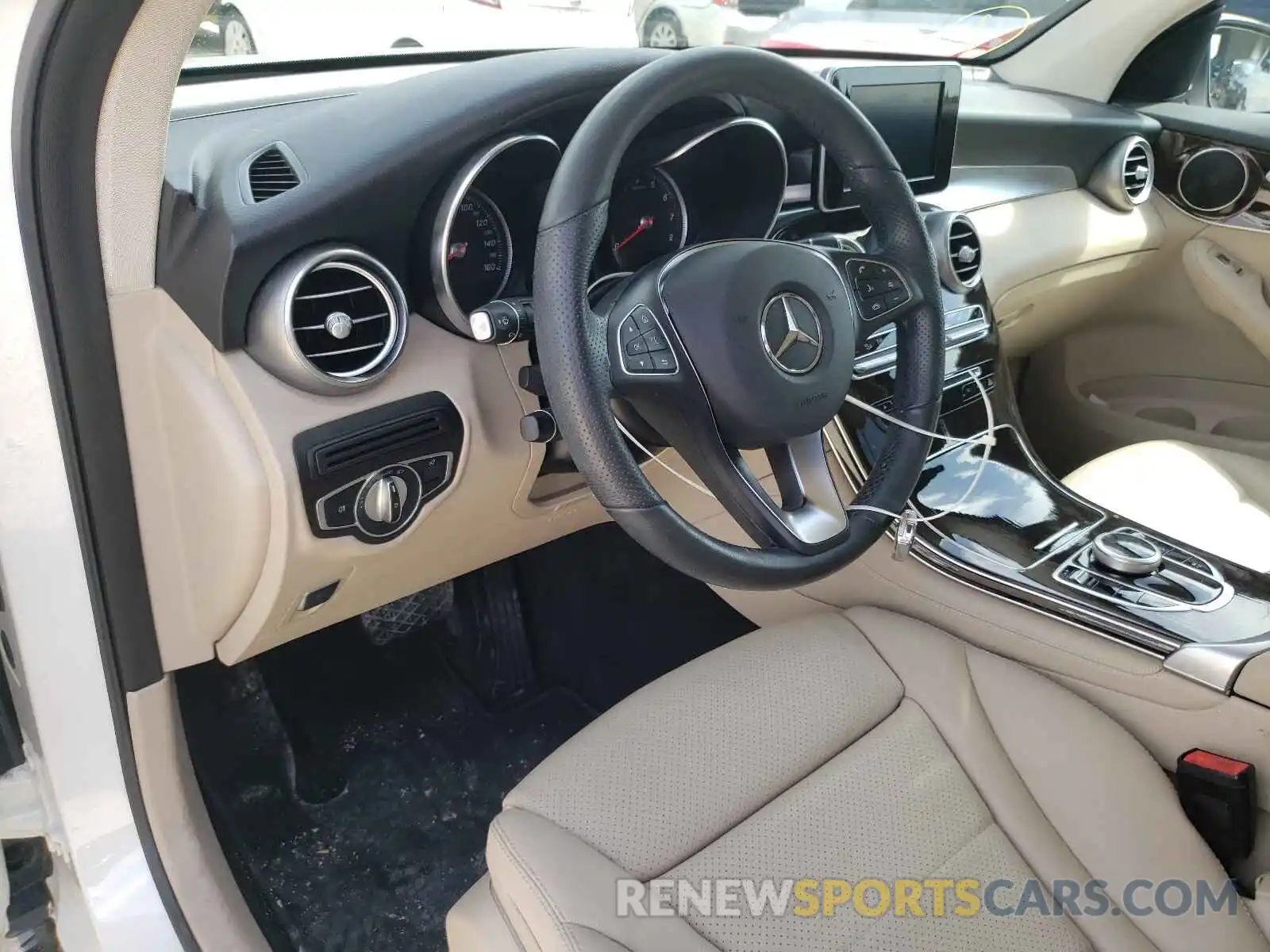 9 Photograph of a damaged car WDC0G4JB5KV155372 MERCEDES-BENZ GLC-CLASS 2019