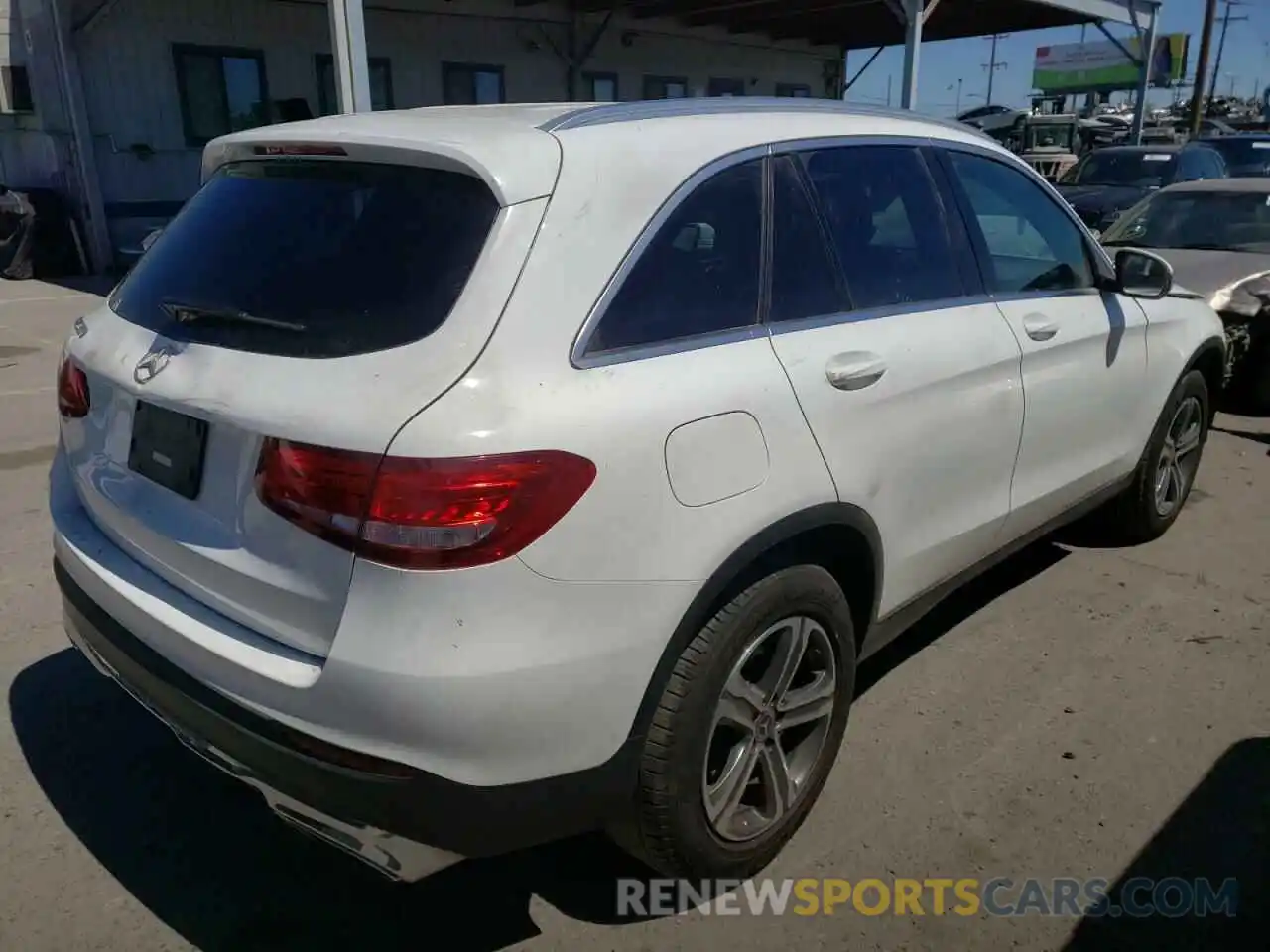 4 Фотография поврежденного автомобиля WDC0G4JB5KV186590 MERCEDES-BENZ GLC-CLASS 2019