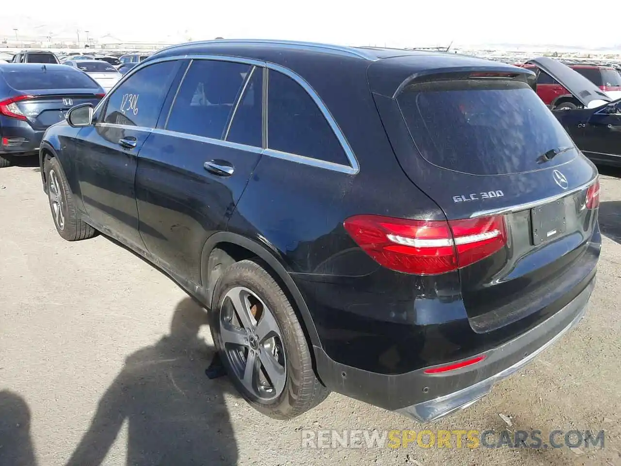 3 Фотография поврежденного автомобиля WDC0G4JB6K1001017 MERCEDES-BENZ GLC-CLASS 2019