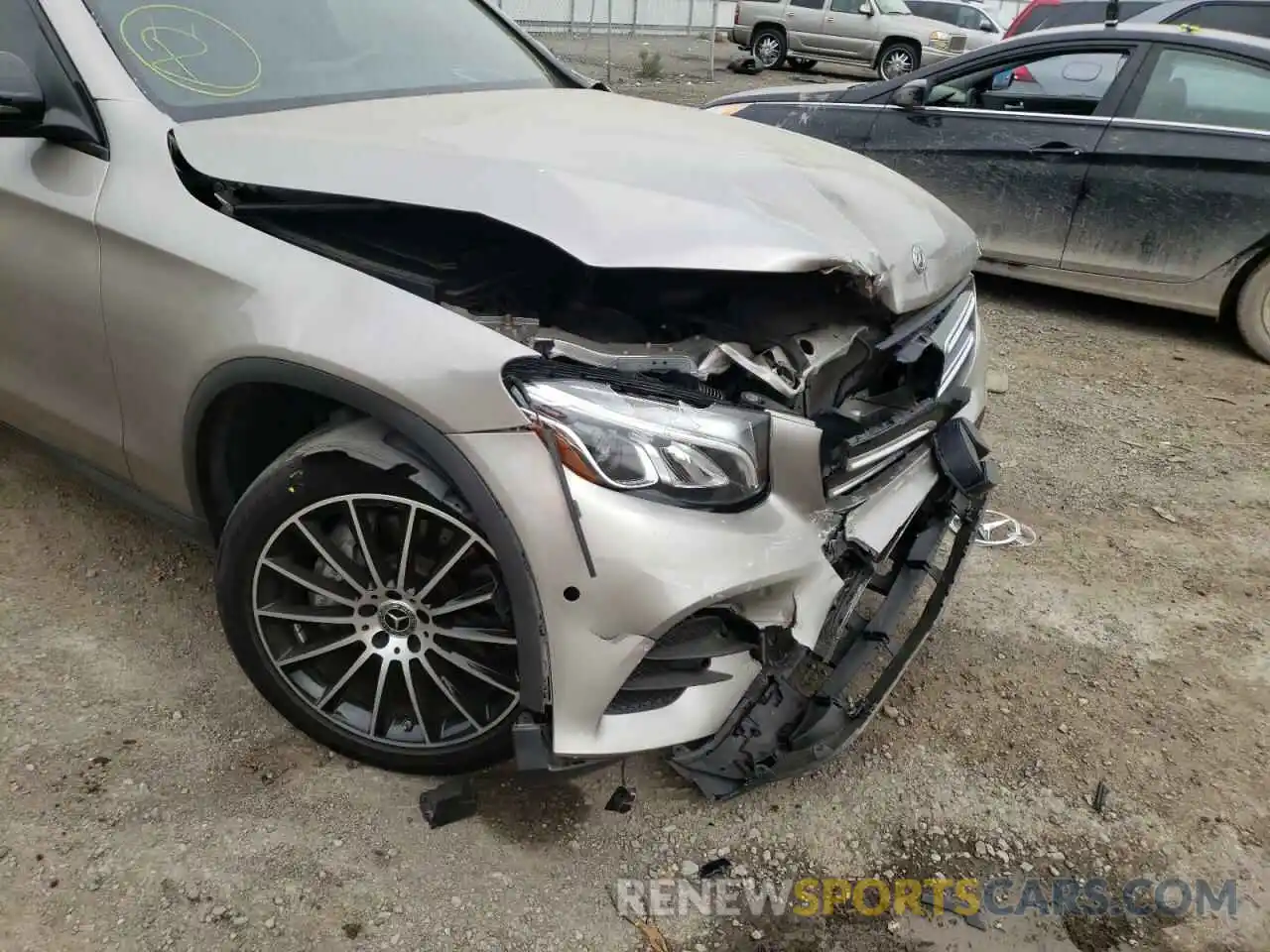 9 Photograph of a damaged car WDC0G4JB6KF661416 MERCEDES-BENZ GLC-CLASS 2019