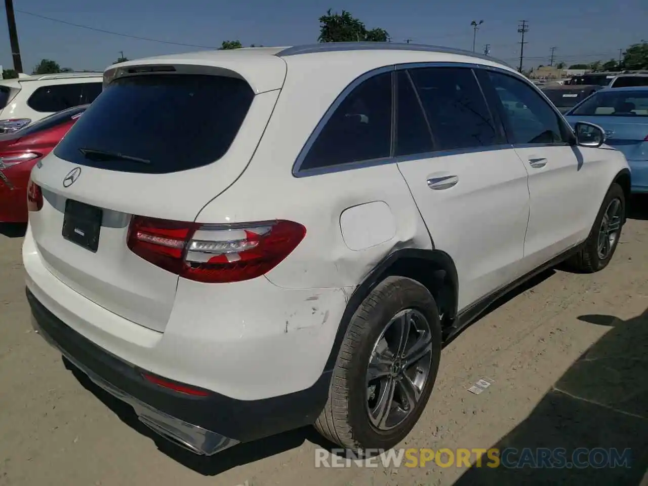 4 Фотография поврежденного автомобиля WDC0G4JB6KV144042 MERCEDES-BENZ GLC-CLASS 2019