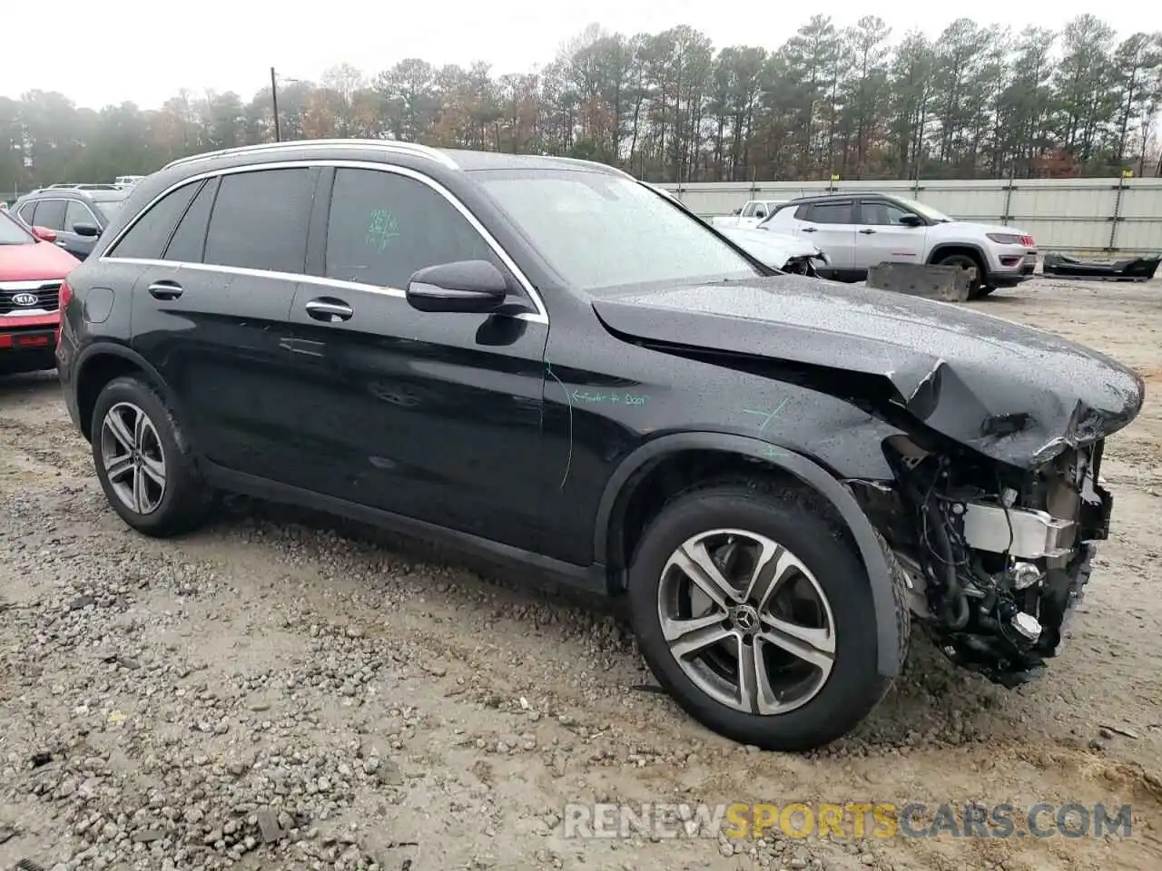 4 Photograph of a damaged car WDC0G4JB6KV172472 MERCEDES-BENZ GLC-CLASS 2019