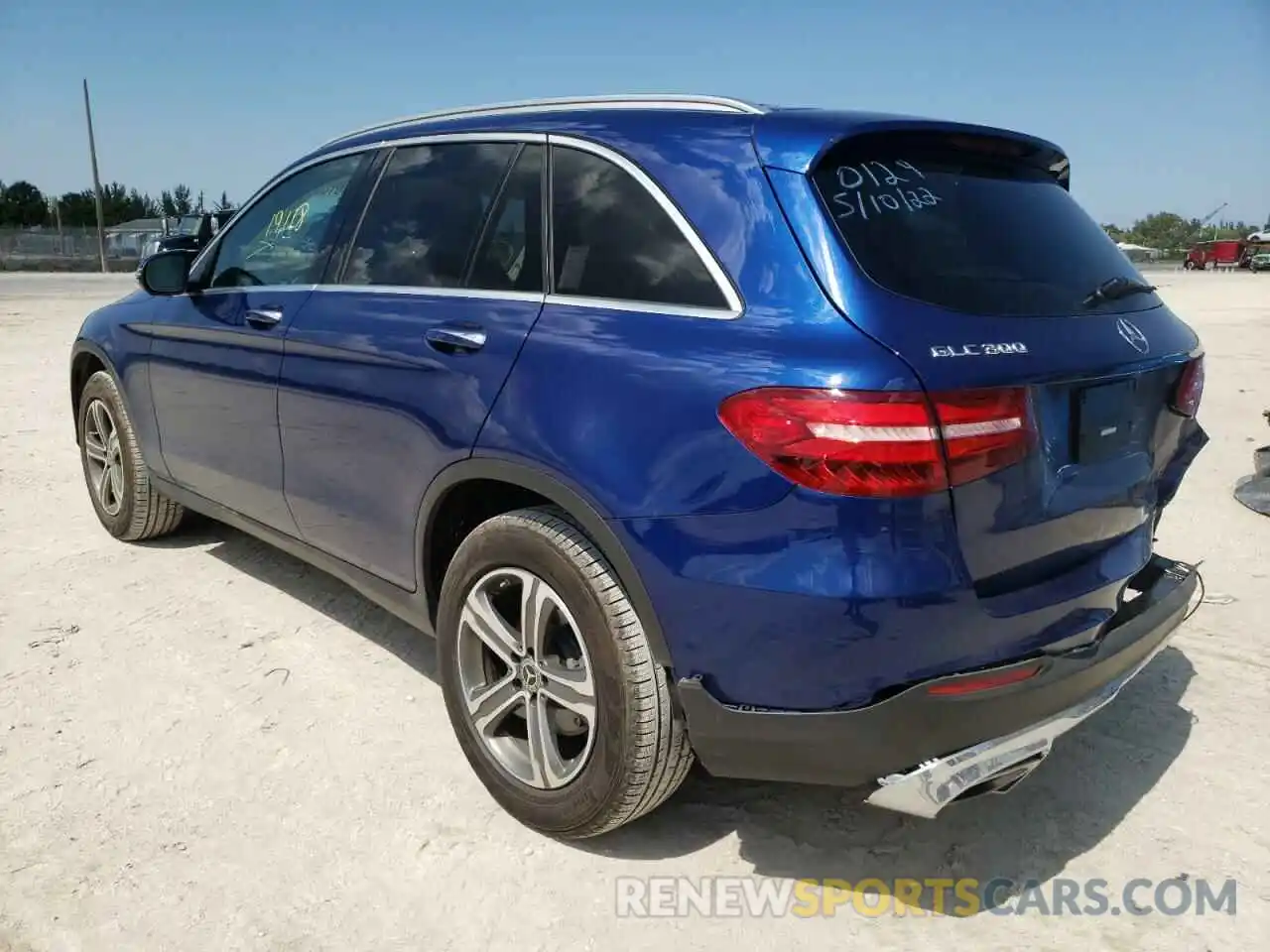 3 Photograph of a damaged car WDC0G4JB6KV190129 MERCEDES-BENZ GLC-CLASS 2019