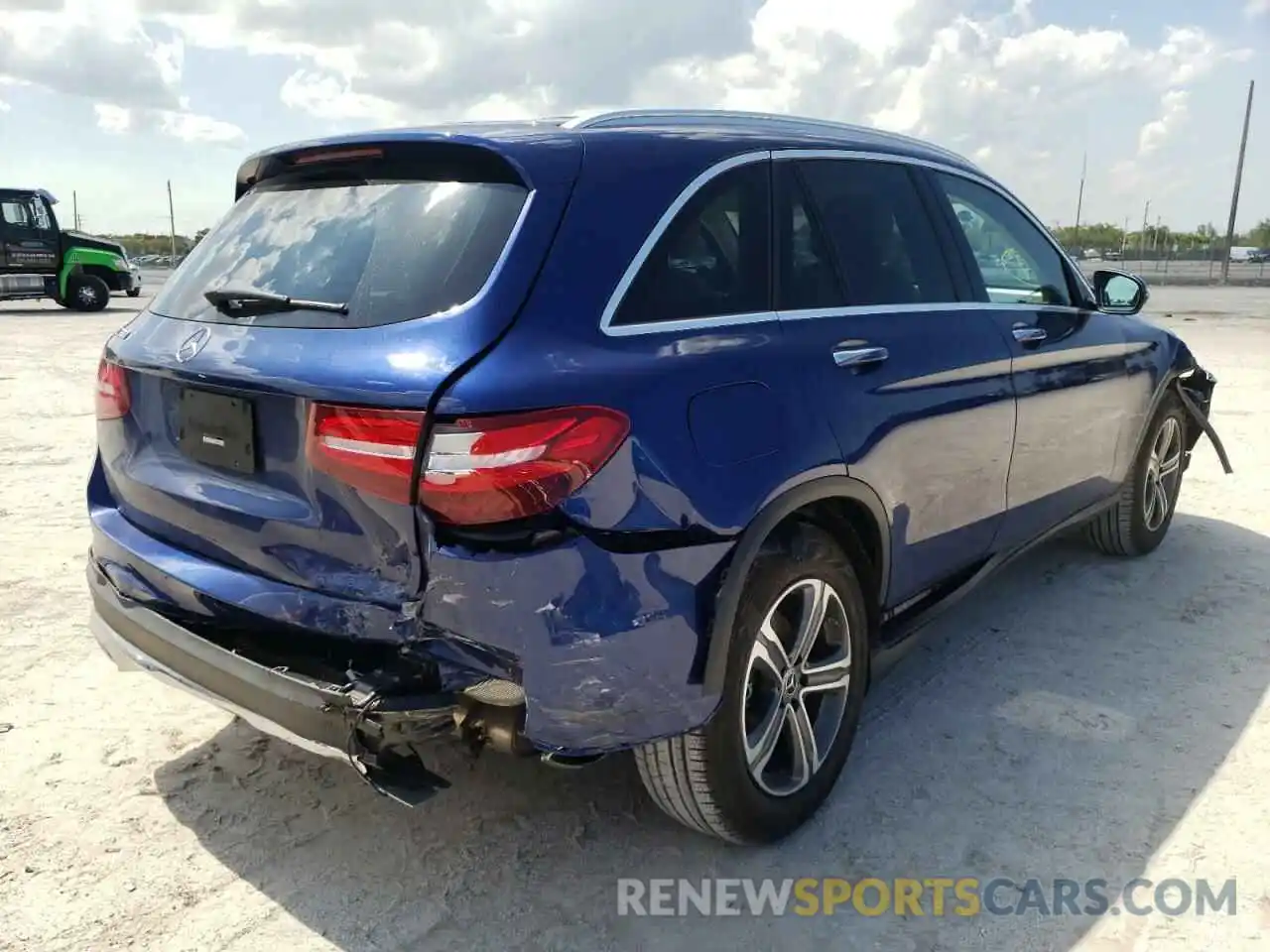 4 Photograph of a damaged car WDC0G4JB6KV190129 MERCEDES-BENZ GLC-CLASS 2019