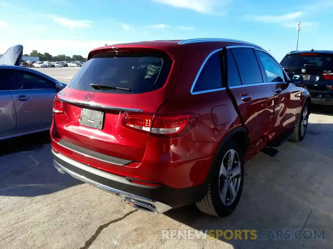 4 Photograph of a damaged car WDC0G4JB7KV171895 MERCEDES-BENZ GLC-CLASS 2019