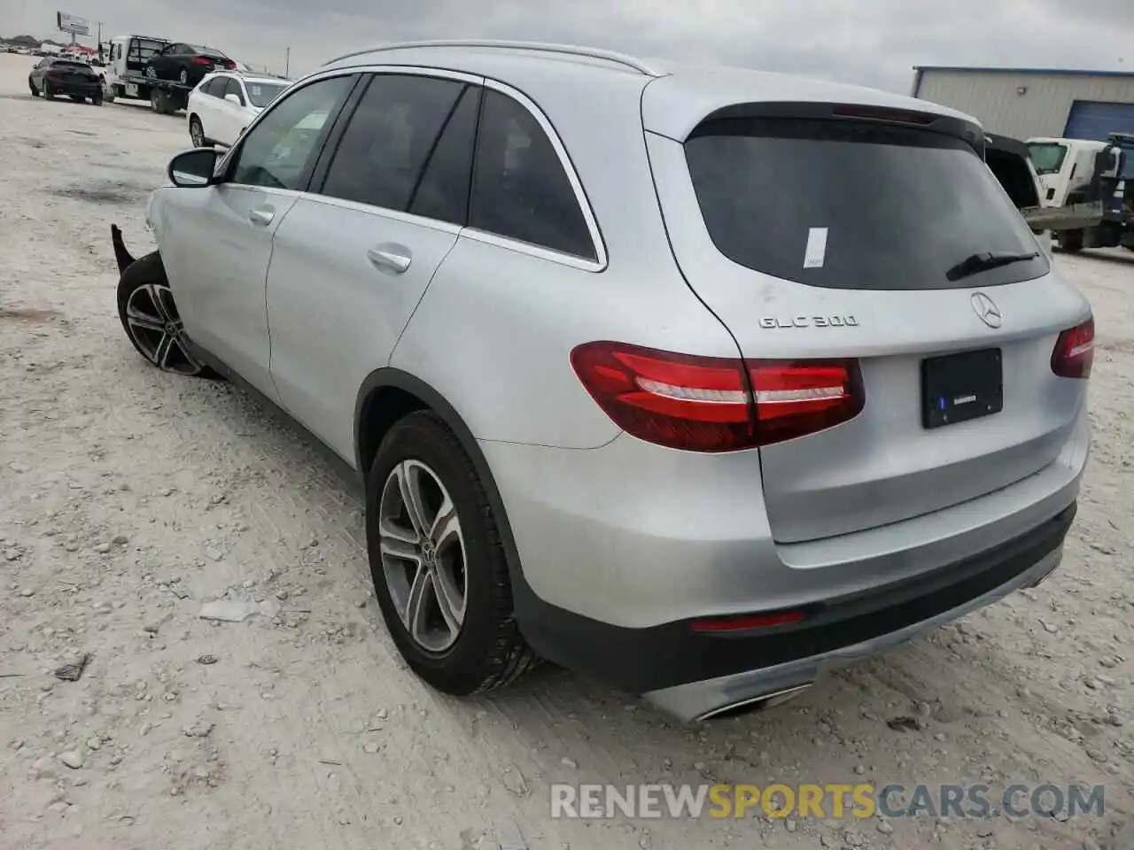 3 Photograph of a damaged car WDC0G4JB8KF547692 MERCEDES-BENZ GLC-CLASS 2019