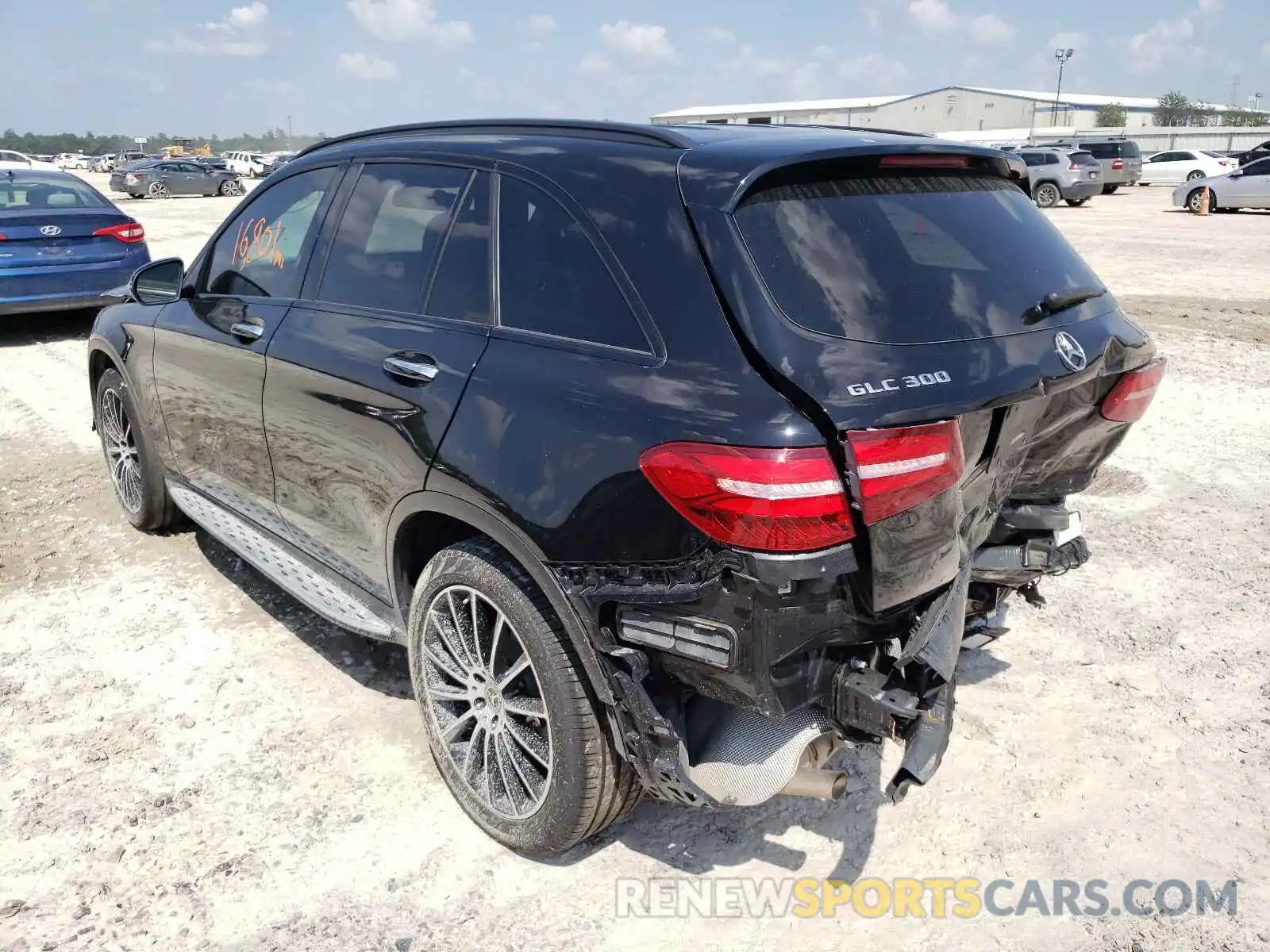 3 Photograph of a damaged car WDC0G4JB8KF596147 MERCEDES-BENZ GLC-CLASS 2019