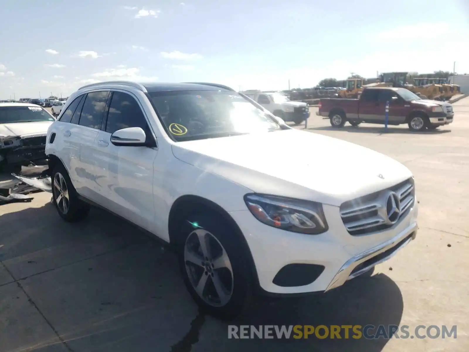 1 Photograph of a damaged car WDC0G4JB8KF600407 MERCEDES-BENZ GLC-CLASS 2019