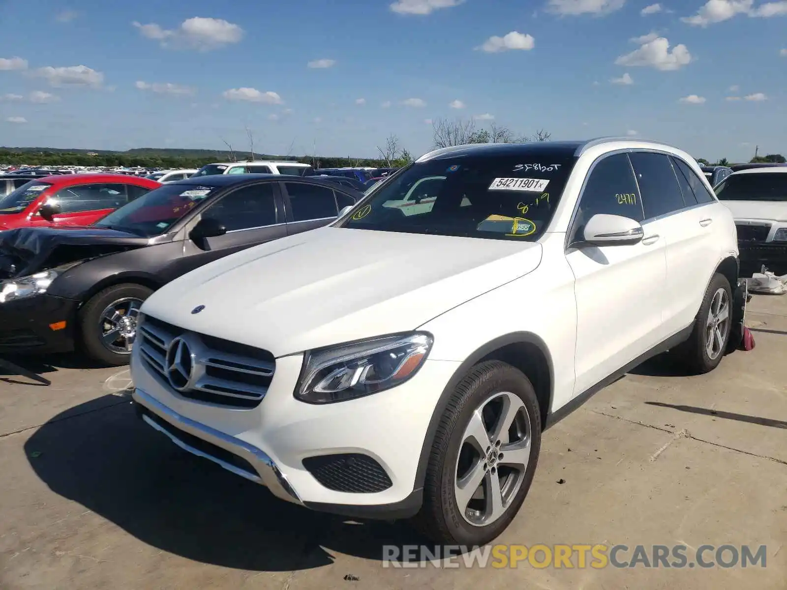 2 Photograph of a damaged car WDC0G4JB8KF600407 MERCEDES-BENZ GLC-CLASS 2019