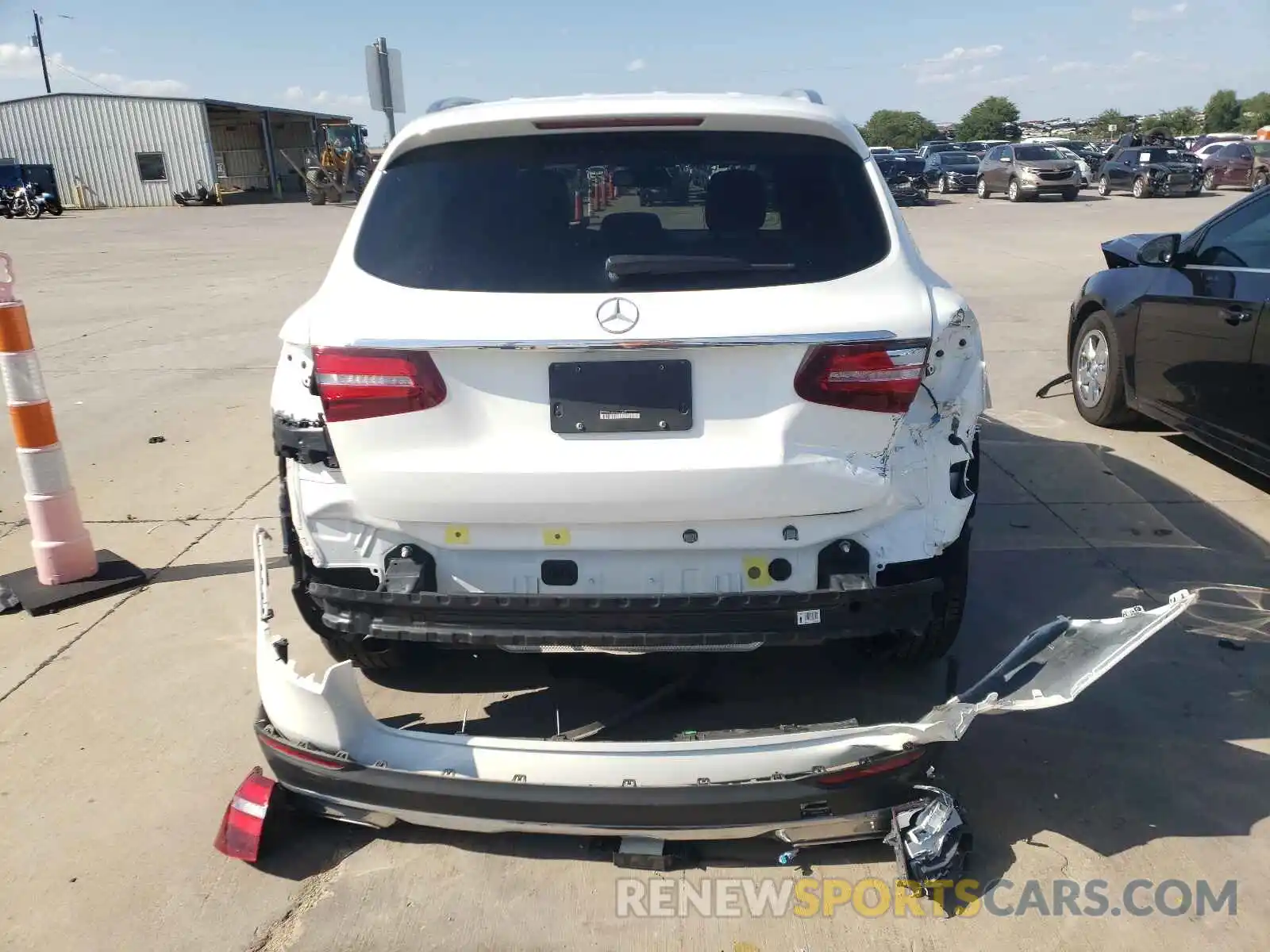 9 Photograph of a damaged car WDC0G4JB8KF600407 MERCEDES-BENZ GLC-CLASS 2019