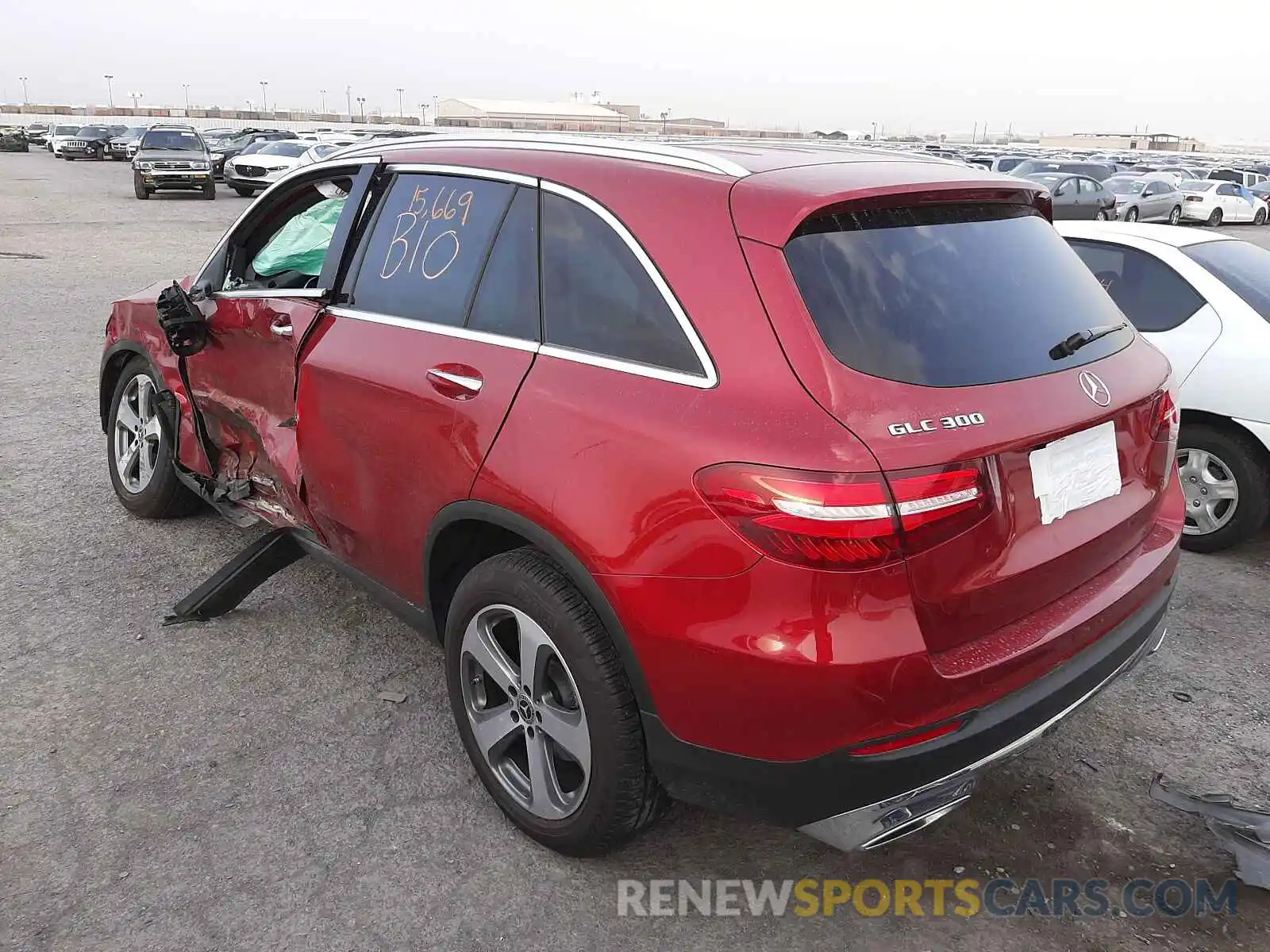 3 Photograph of a damaged car WDC0G4JB8KV150411 MERCEDES-BENZ GLC-CLASS 2019