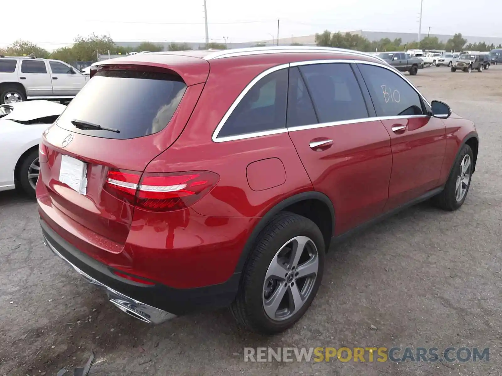 4 Photograph of a damaged car WDC0G4JB8KV150411 MERCEDES-BENZ GLC-CLASS 2019