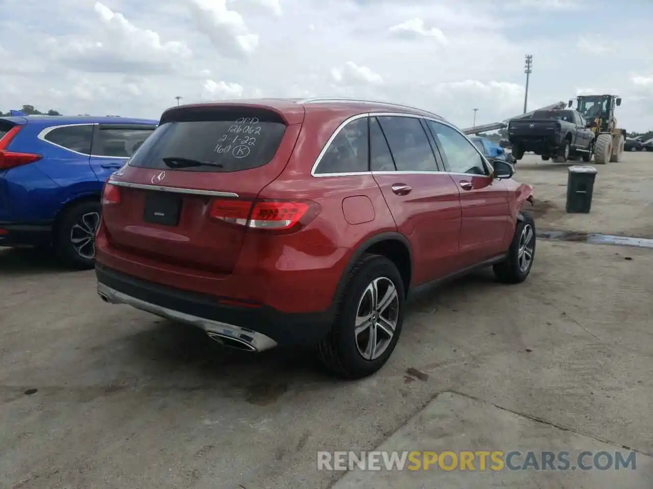 4 Photograph of a damaged car WDC0G4JB8KV170867 MERCEDES-BENZ GLC-CLASS 2019