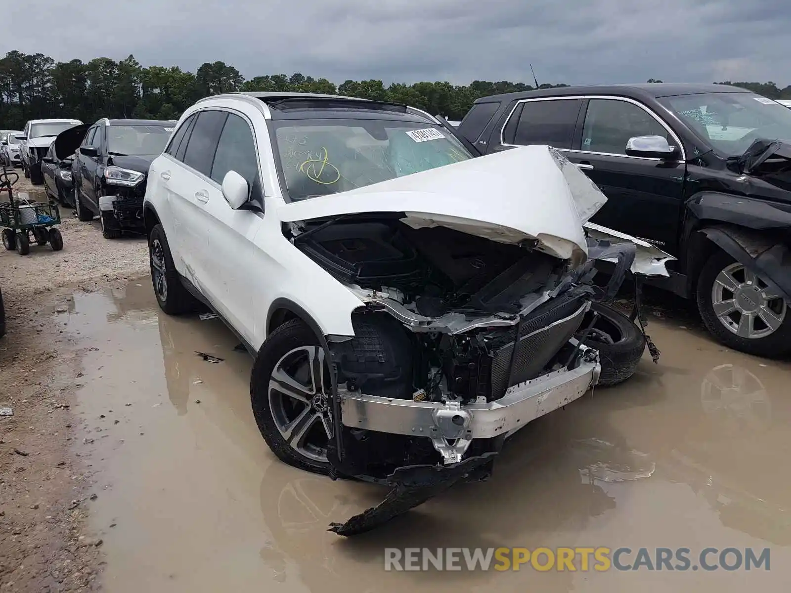 1 Photograph of a damaged car WDC0G4JB8KV185966 MERCEDES-BENZ GLC-CLASS 2019