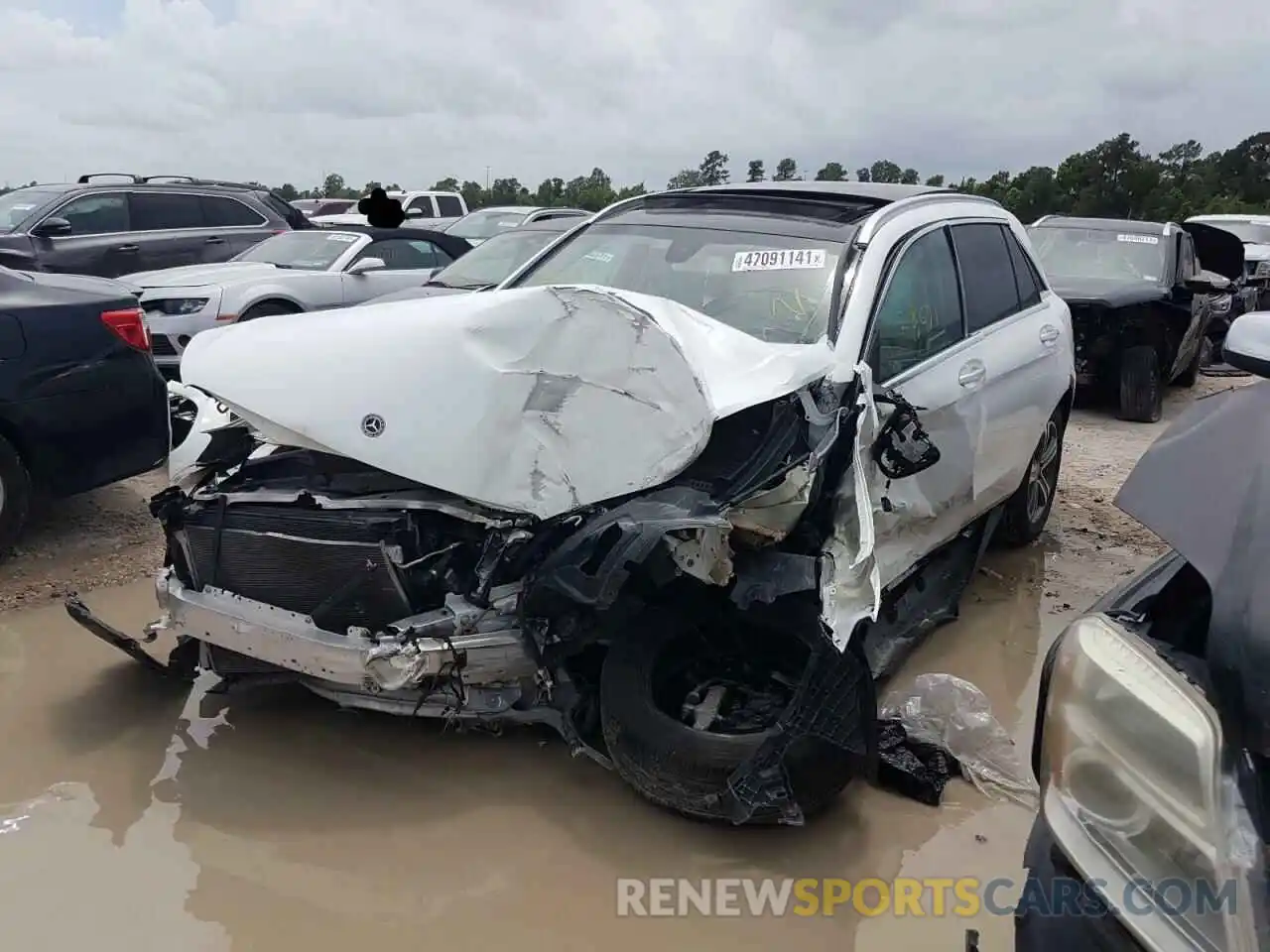 2 Photograph of a damaged car WDC0G4JB8KV185966 MERCEDES-BENZ GLC-CLASS 2019