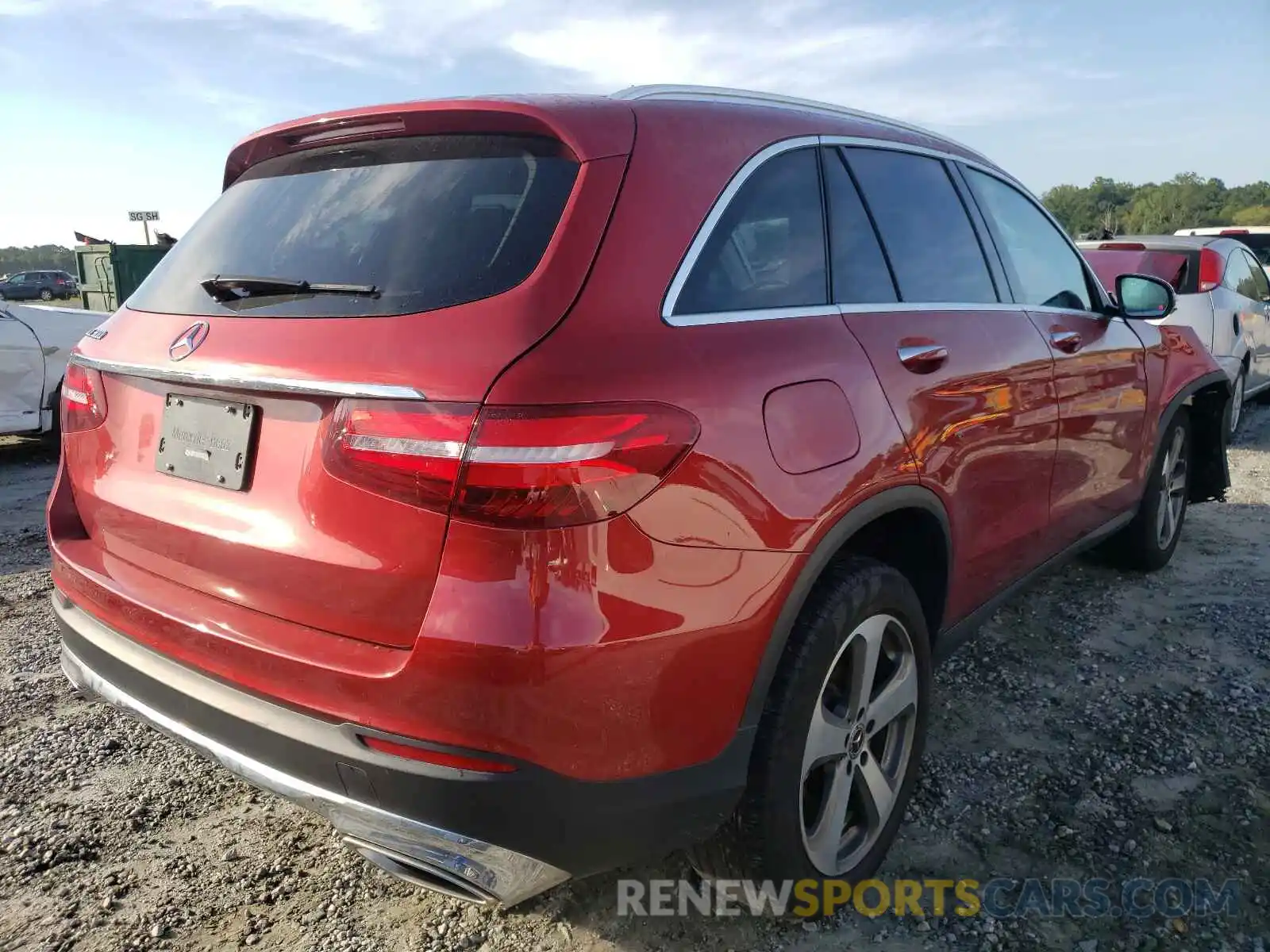 4 Photograph of a damaged car WDC0G4JB9KV146013 MERCEDES-BENZ GLC-CLASS 2019