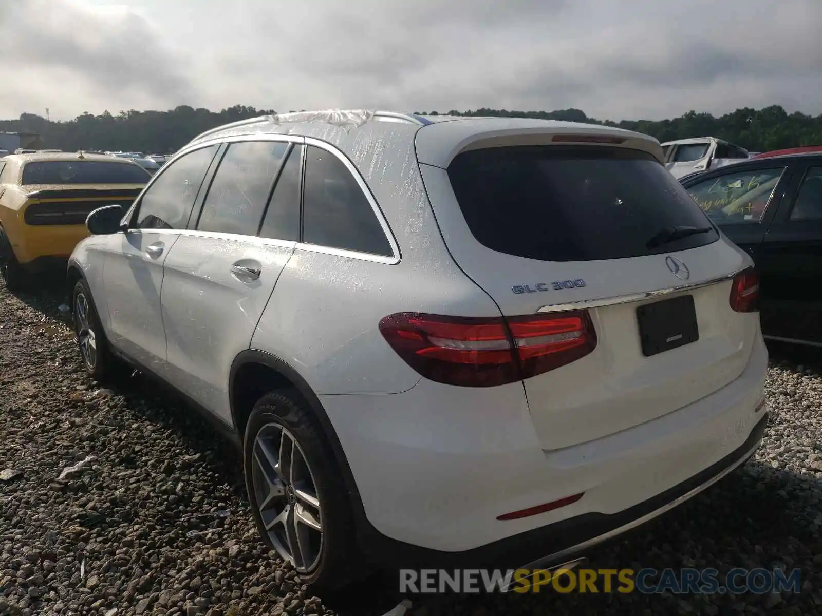 3 Photograph of a damaged car WDC0G4JBXK1002042 MERCEDES-BENZ GLC-CLASS 2019