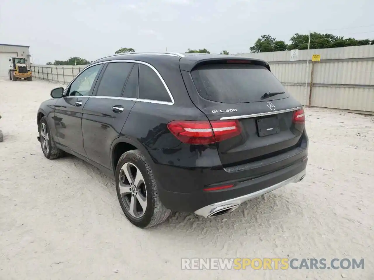 3 Photograph of a damaged car WDC0G4JBXKV139183 MERCEDES-BENZ GLC-CLASS 2019