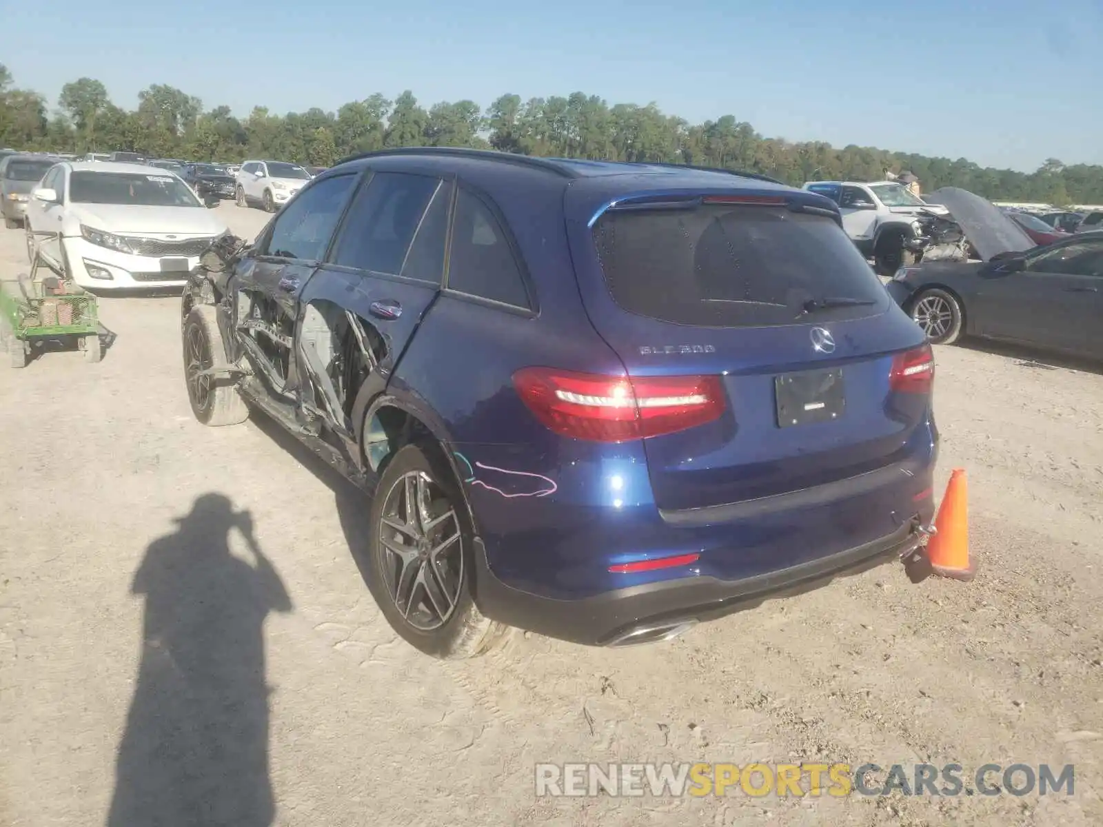 3 Photograph of a damaged car WDC0G4JBXKV140172 MERCEDES-BENZ GLC-CLASS 2019