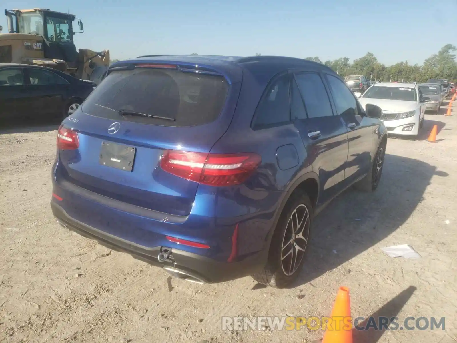 4 Photograph of a damaged car WDC0G4JBXKV140172 MERCEDES-BENZ GLC-CLASS 2019