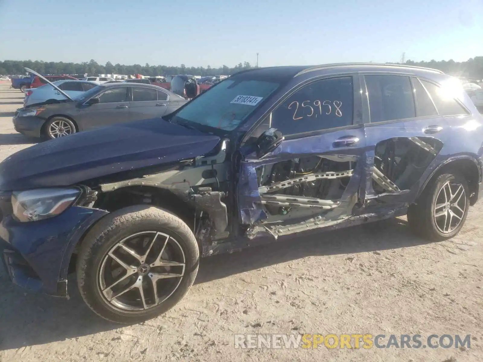 9 Photograph of a damaged car WDC0G4JBXKV140172 MERCEDES-BENZ GLC-CLASS 2019