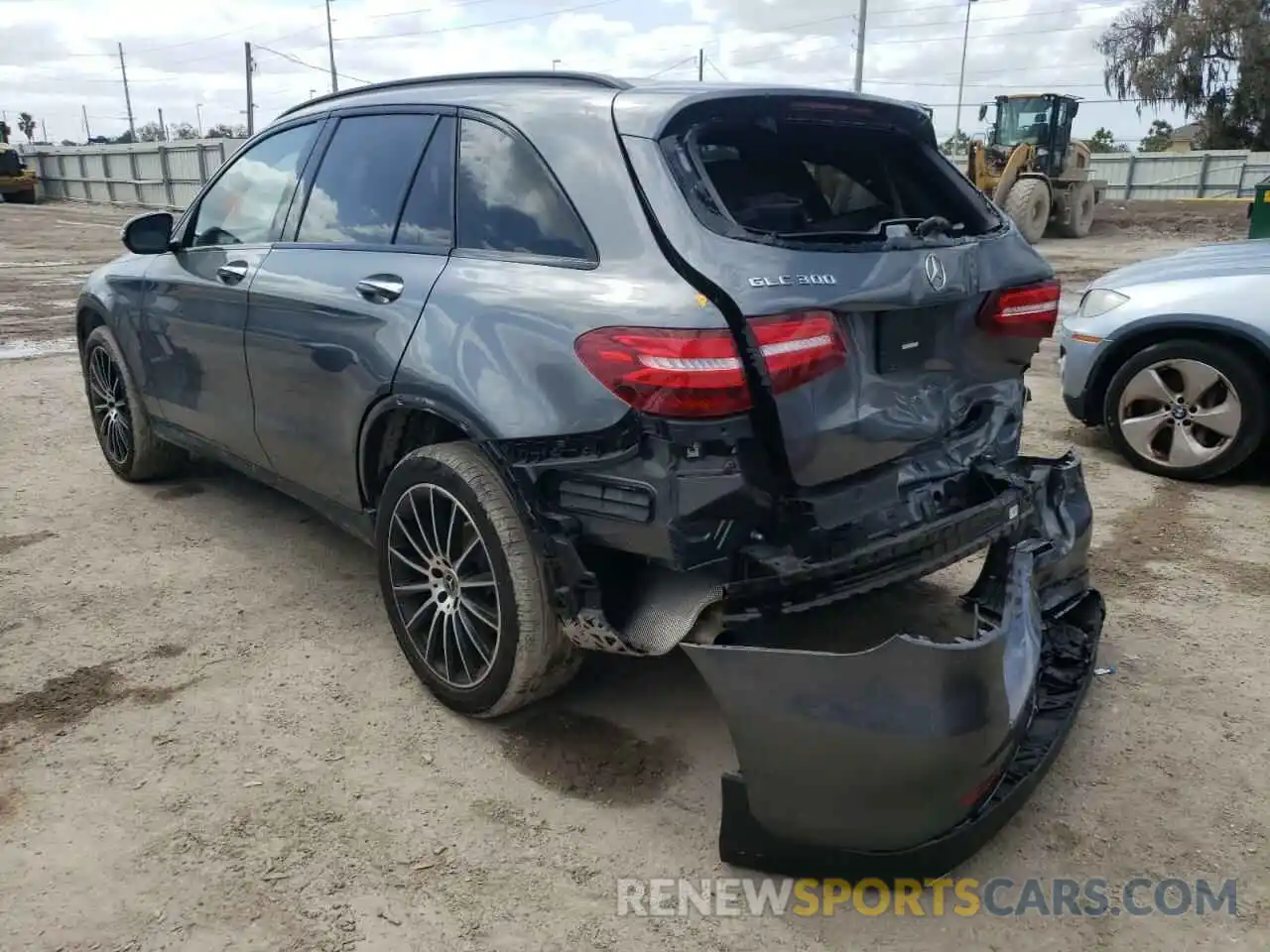 3 Photograph of a damaged car WDC0G4JBXKV168246 MERCEDES-BENZ GLC-CLASS 2019