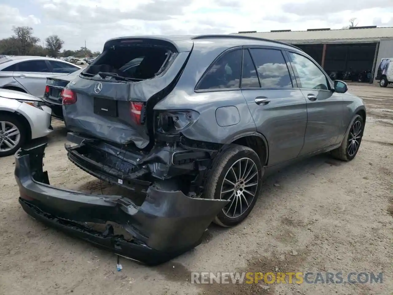 4 Photograph of a damaged car WDC0G4JBXKV168246 MERCEDES-BENZ GLC-CLASS 2019