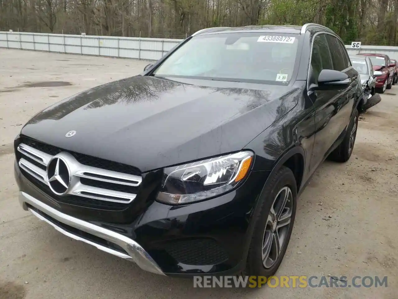 2 Photograph of a damaged car WDC0G4KB0KF606636 MERCEDES-BENZ GLC-CLASS 2019