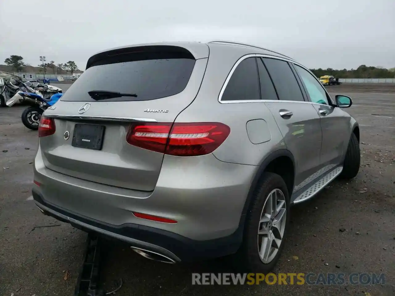 4 Photograph of a damaged car WDC0G4KB0KV171963 MERCEDES-BENZ GLC-CLASS 2019