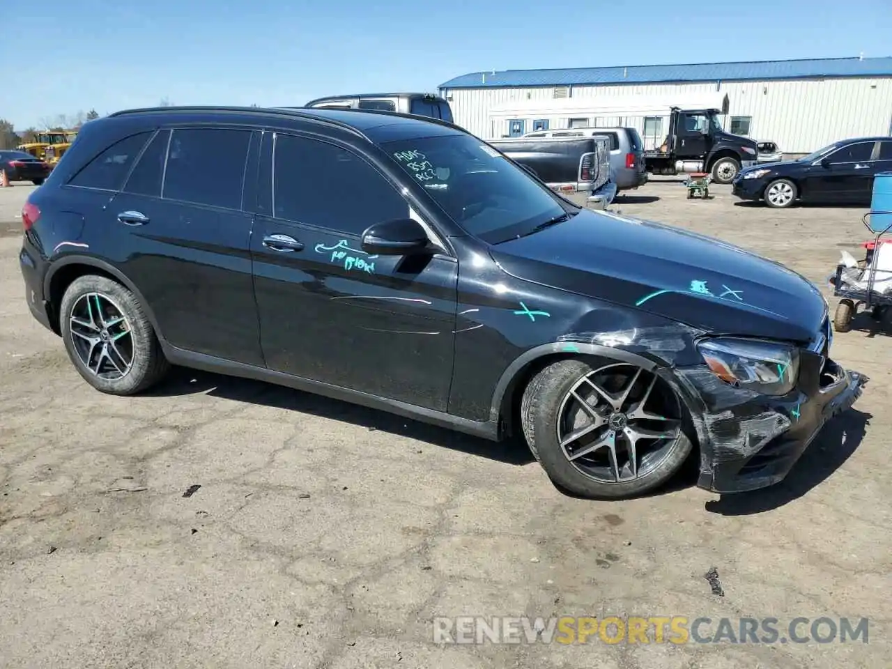 4 Photograph of a damaged car WDC0G4KB1KV117538 MERCEDES-BENZ GLC-CLASS 2019