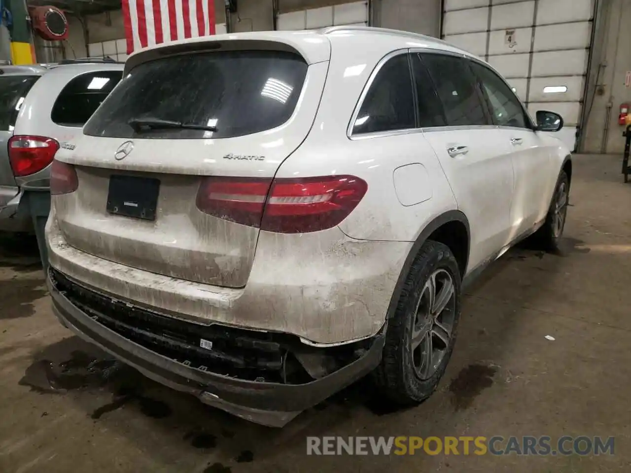 4 Photograph of a damaged car WDC0G4KB1KV140933 MERCEDES-BENZ GLC-CLASS 2019