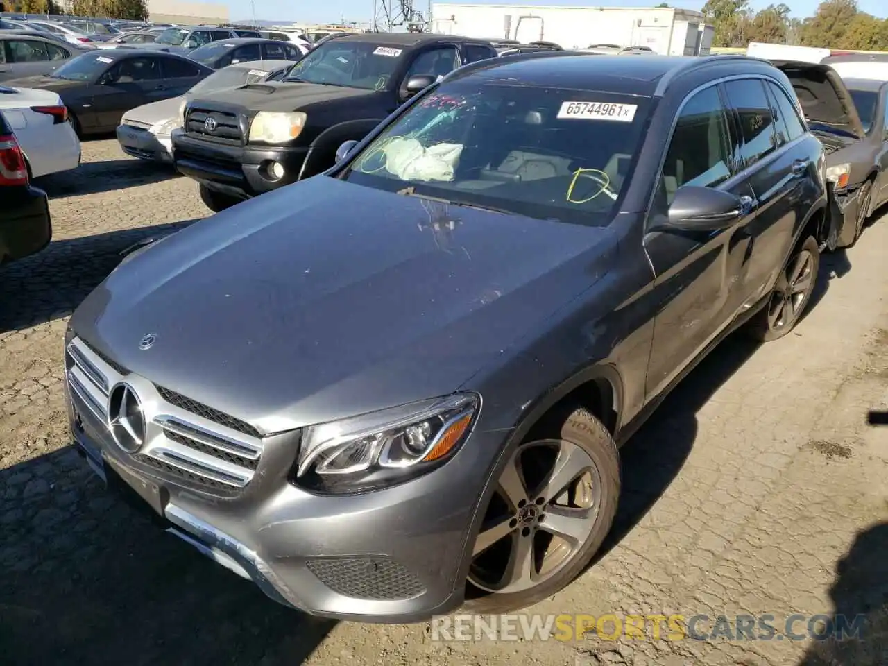 2 Photograph of a damaged car WDC0G4KB1KV152547 MERCEDES-BENZ GLC-CLASS 2019