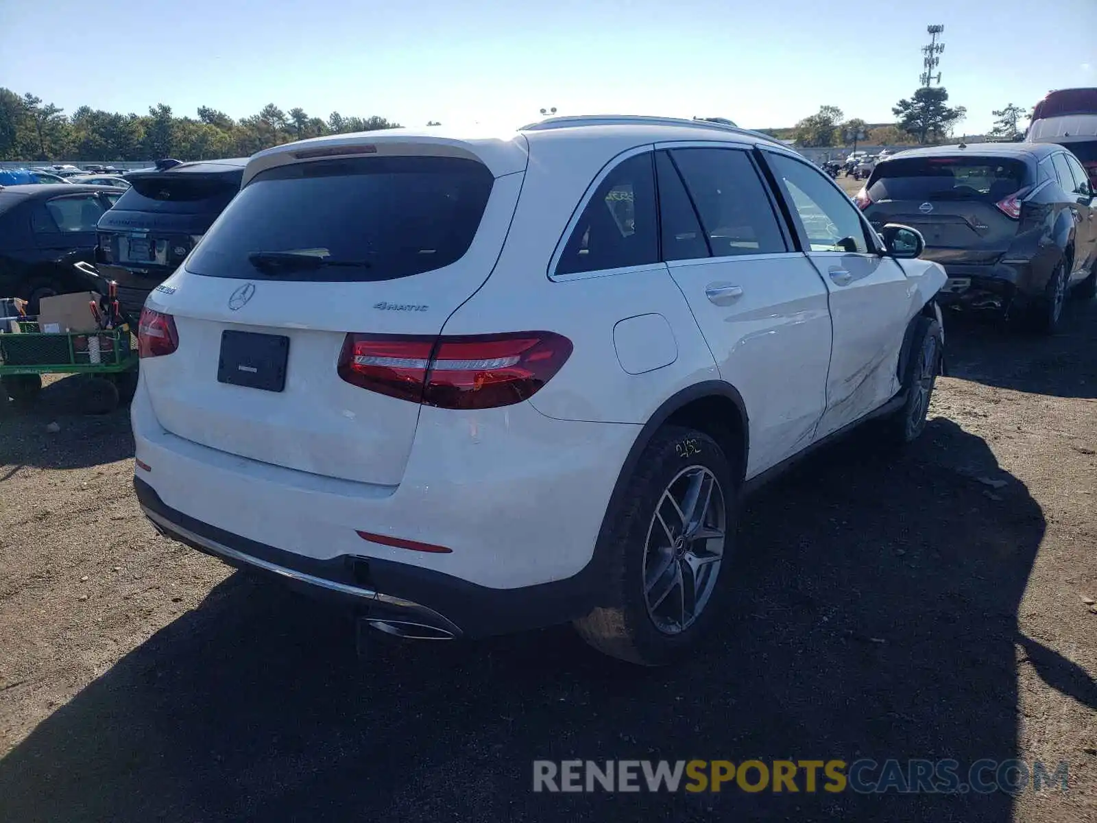 4 Photograph of a damaged car WDC0G4KB1KV165489 MERCEDES-BENZ GLC-CLASS 2019