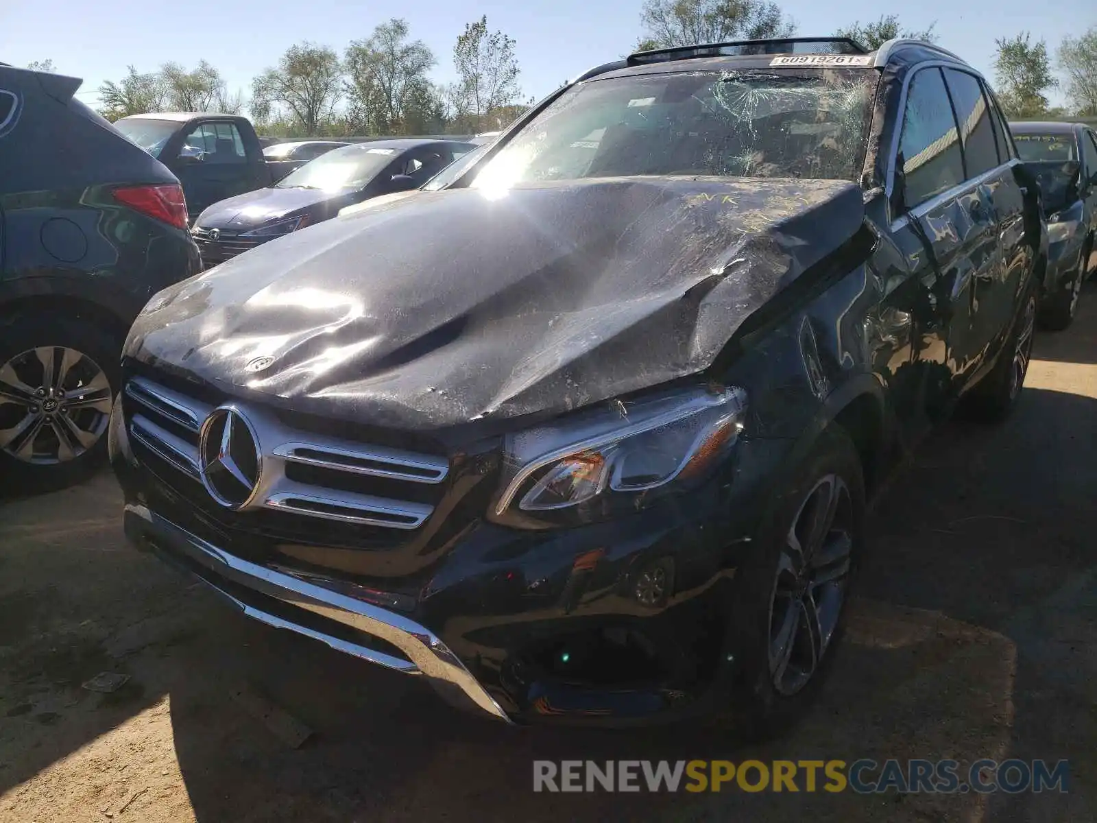 2 Photograph of a damaged car WDC0G4KB2KF637323 MERCEDES-BENZ GLC-CLASS 2019