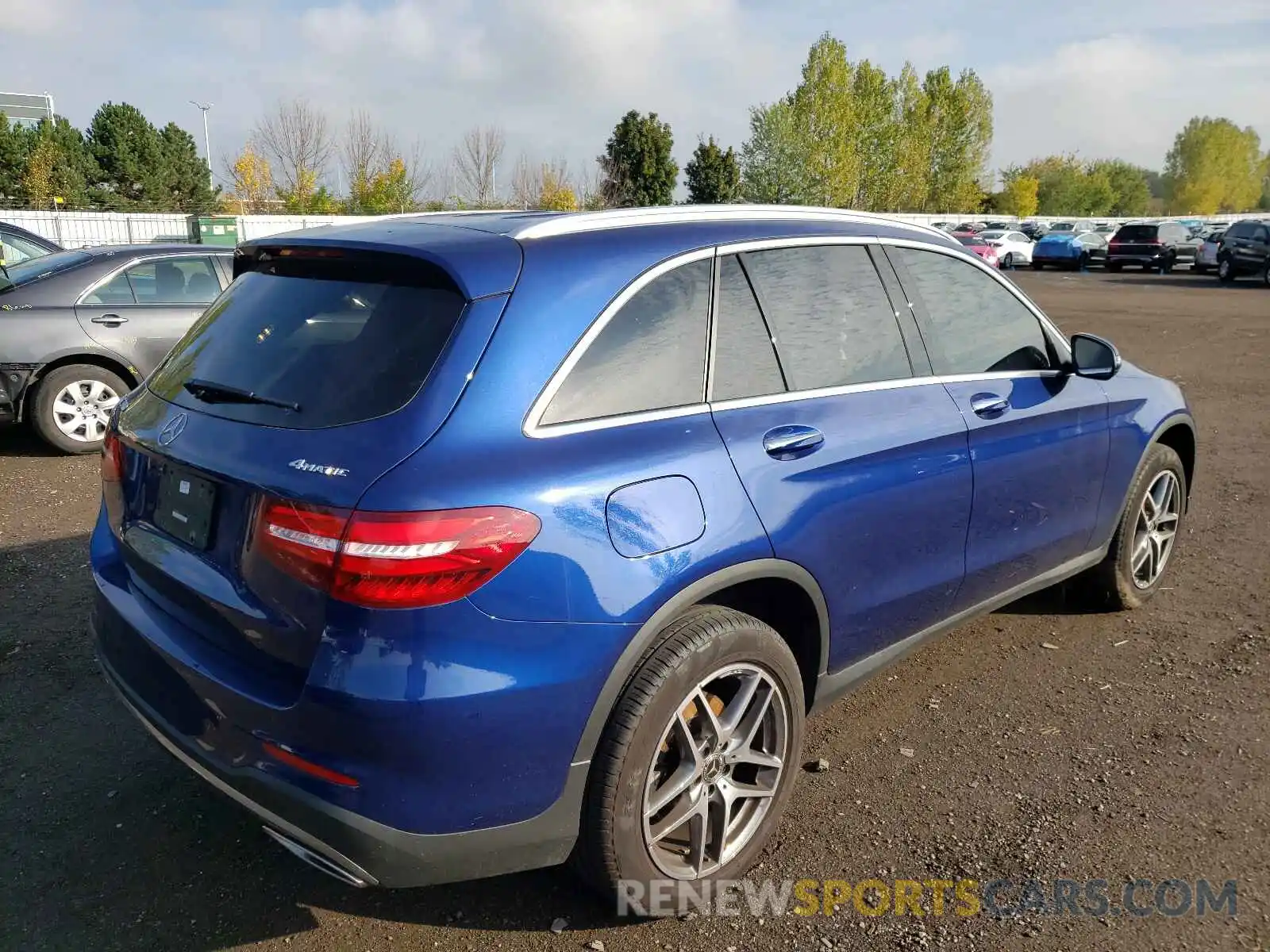 4 Photograph of a damaged car WDC0G4KB2KV140035 MERCEDES-BENZ GLC-CLASS 2019