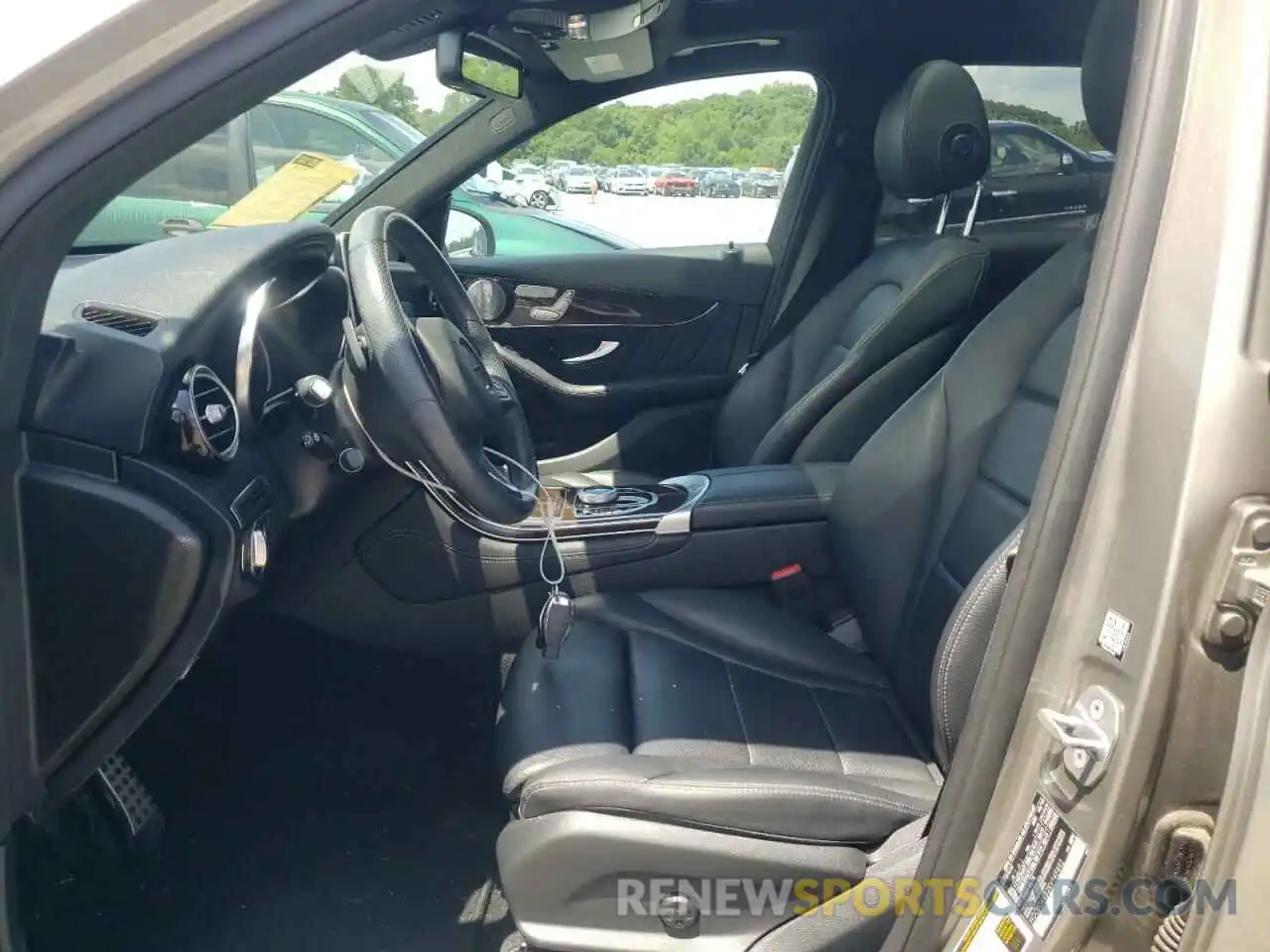 5 Photograph of a damaged car WDC0G4KB2KV145882 MERCEDES-BENZ GLC-CLASS 2019