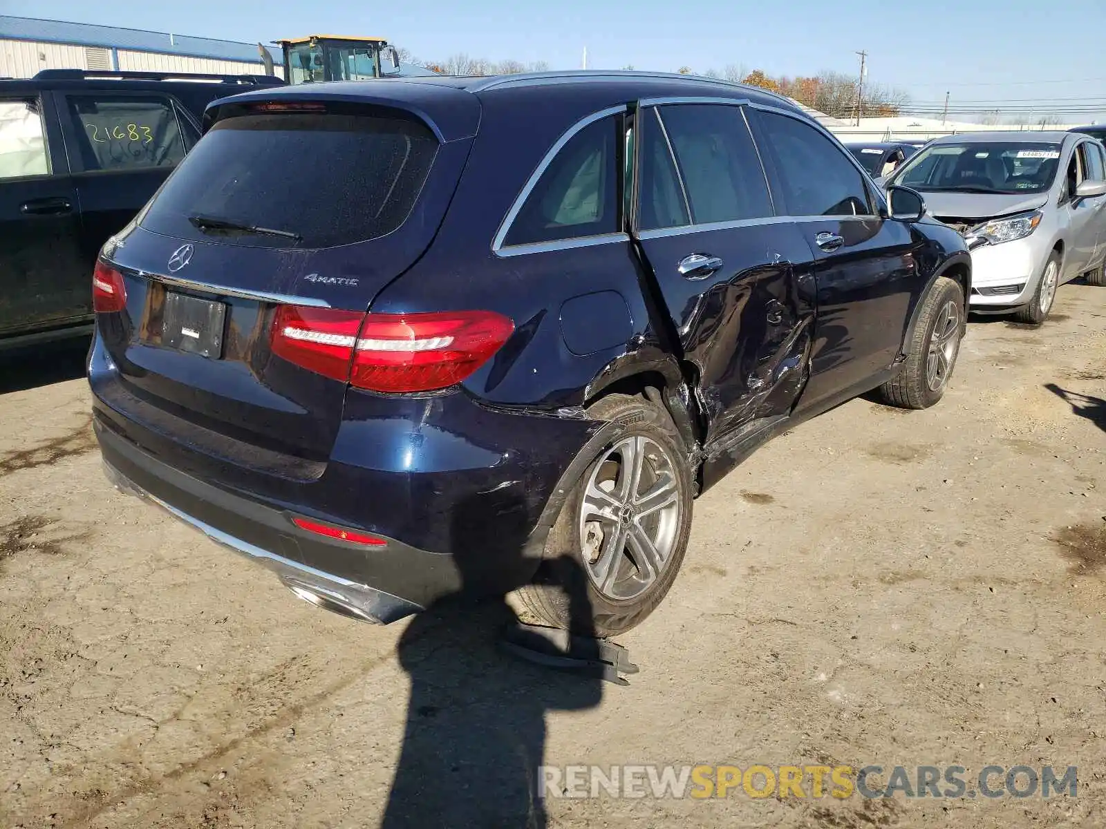 4 Фотография поврежденного автомобиля WDC0G4KB2KV163556 MERCEDES-BENZ GLC-CLASS 2019