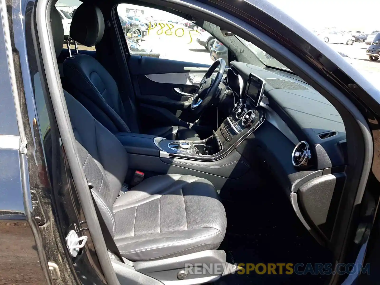 5 Photograph of a damaged car WDC0G4KB3KF670492 MERCEDES-BENZ GLC-CLASS 2019