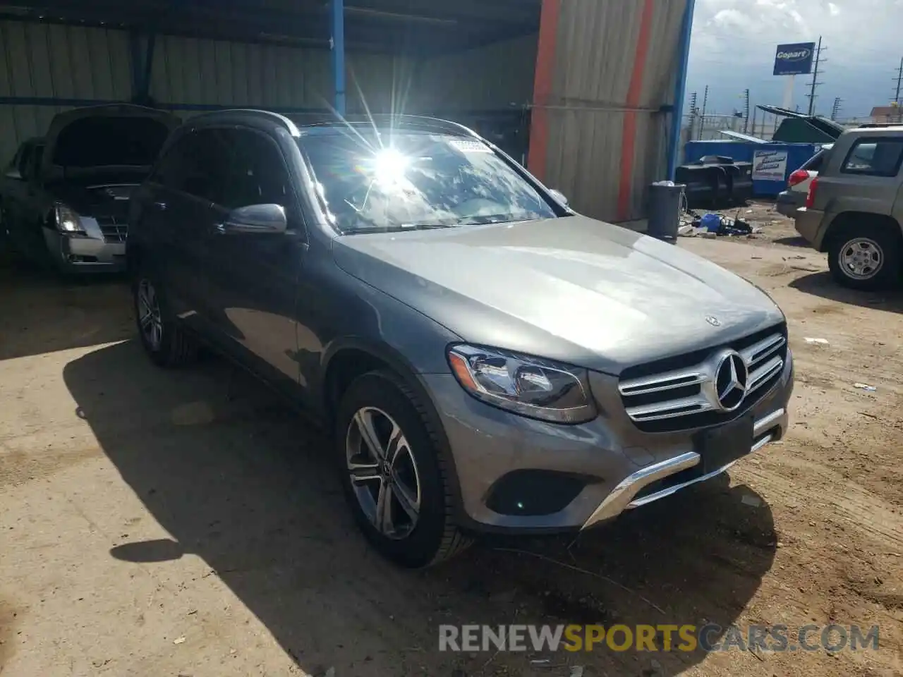 1 Фотография поврежденного автомобиля WDC0G4KB3KV127116 MERCEDES-BENZ GLC-CLASS 2019