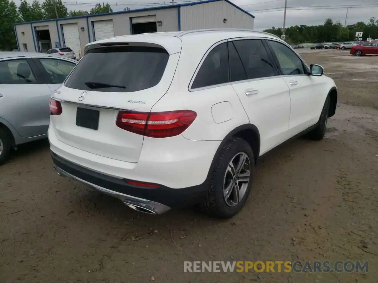 4 Photograph of a damaged car WDC0G4KB4K1005372 MERCEDES-BENZ GLC-CLASS 2019