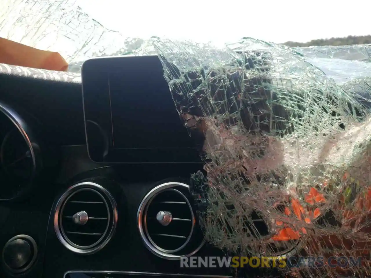 9 Photograph of a damaged car WDC0G4KB4KV126878 MERCEDES-BENZ GLC-CLASS 2019