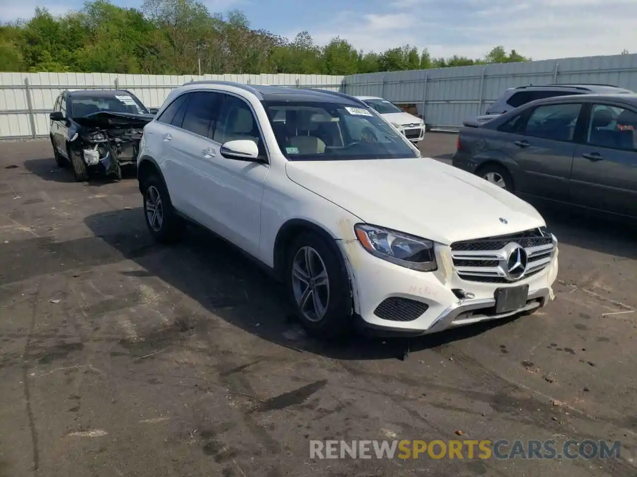 1 Photograph of a damaged car WDC0G4KB5KV134049 MERCEDES-BENZ GLC-CLASS 2019