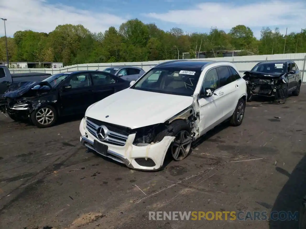 2 Photograph of a damaged car WDC0G4KB5KV134049 MERCEDES-BENZ GLC-CLASS 2019