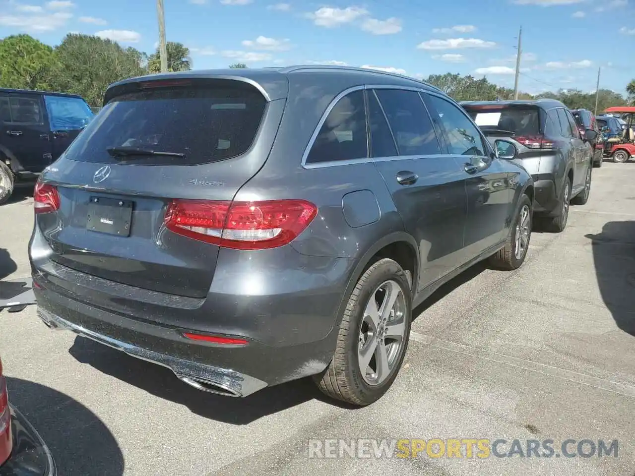 4 Photograph of a damaged car WDC0G4KB5KV167827 MERCEDES-BENZ GLC-CLASS 2019