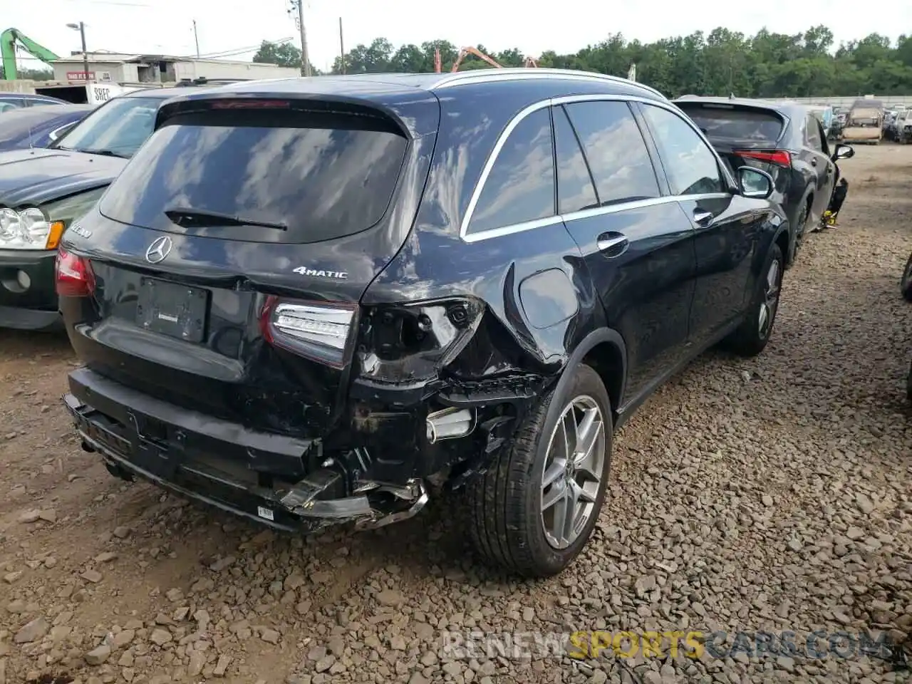 4 Photograph of a damaged car WDC0G4KB5KV190699 MERCEDES-BENZ GLC-CLASS 2019